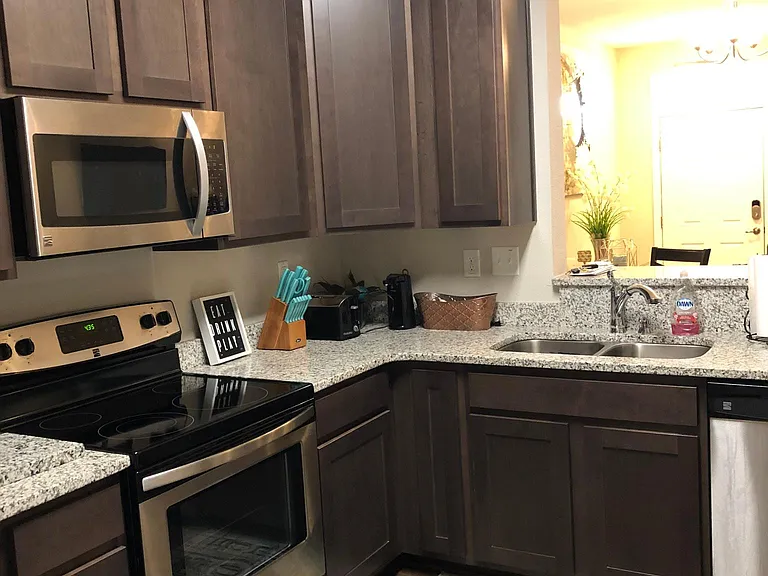 307 Waterside Dr — Photo 8