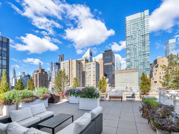 345 East 56th Street image 10 of 14