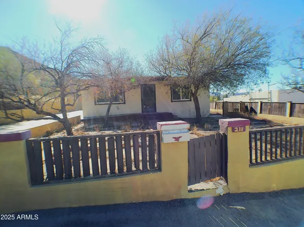 211 W Kiser Street, Superior, AZ 85173