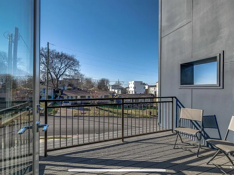 1011B Southside Ave — Photo 22