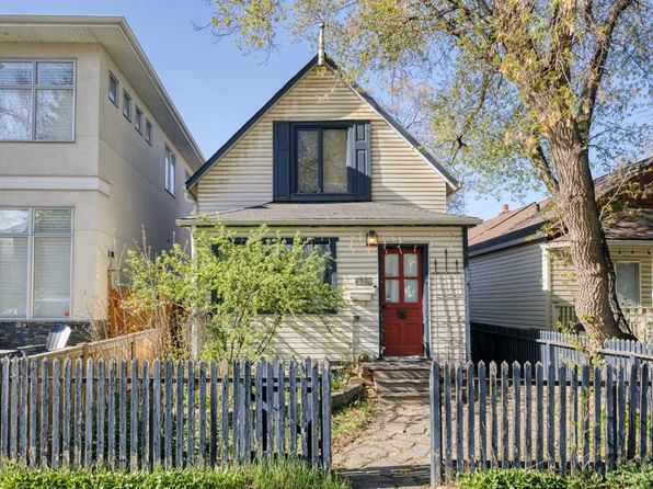 118 S 25th Ave NW, Calgary, AB T2M 2A3