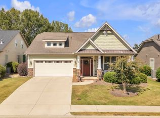 121 Belle Oaks Dr, Simpsonville, SC 29680