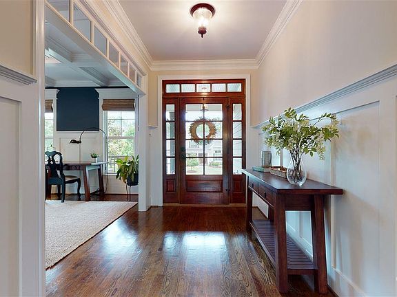 4th image of 5721 Lord Granville Way