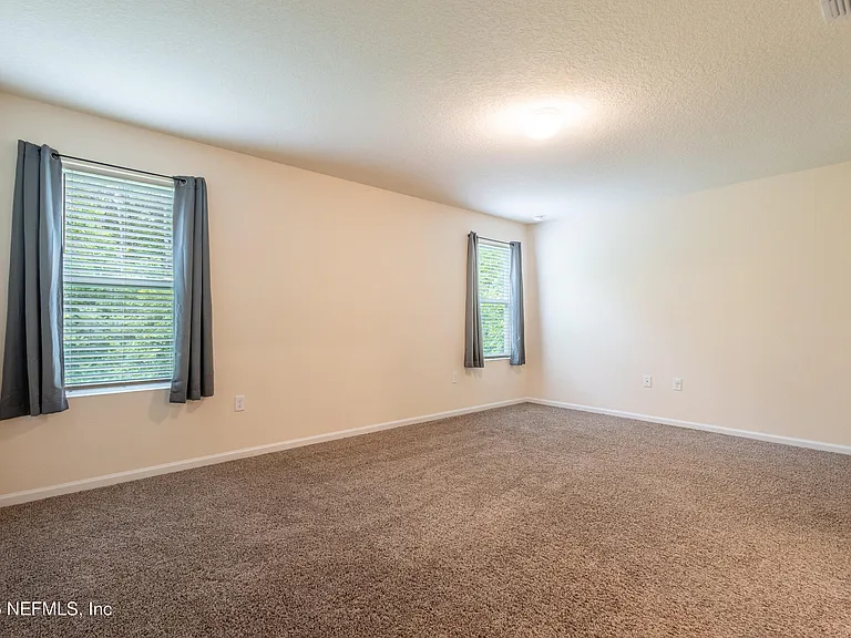 2446 Oak Stream Dr — Photo 22