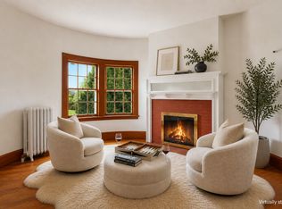 98 Byram Shore Rd APT 1, Greenwich, CT 06830