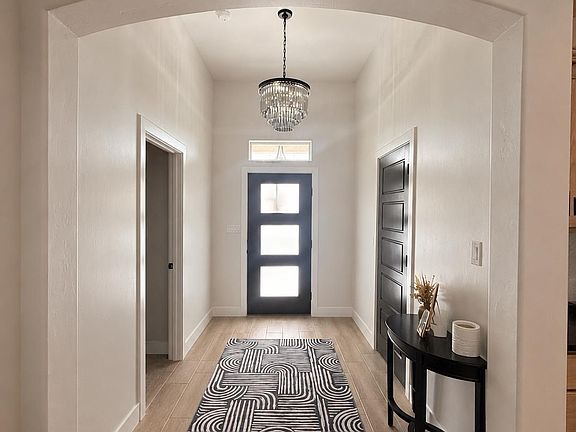 2nd image of 3600 Selman Ct