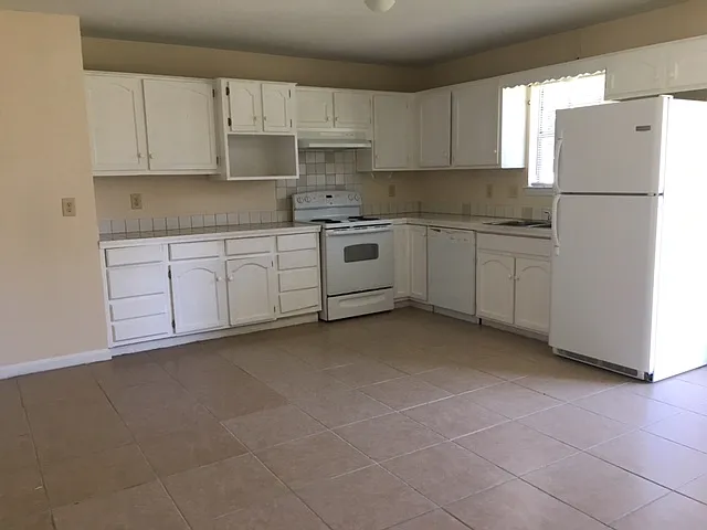 2409 E Birch Dr — Photo 8