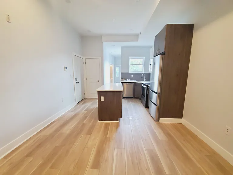3610 Haverford ave — Photo 2