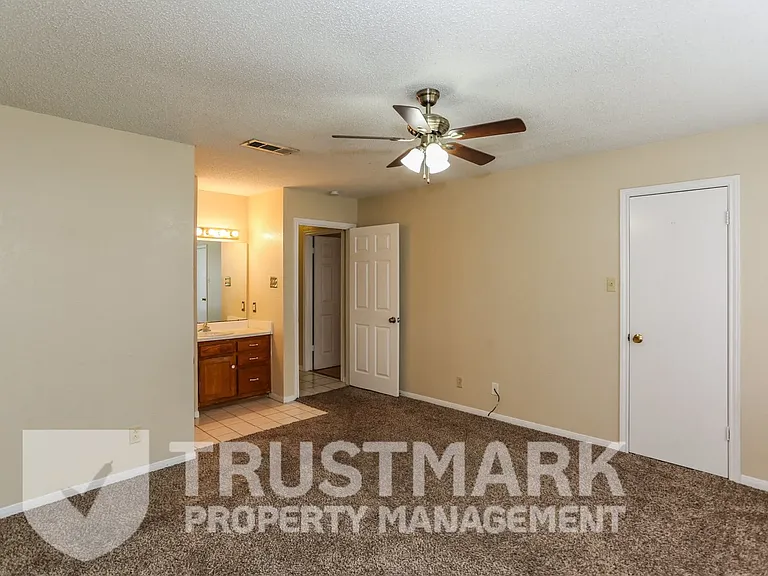 4410 Pepper Mill Holw #PRIMARY ADDRESS — Photo 18