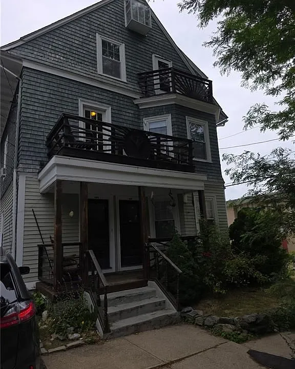140 Larch St