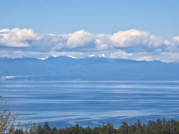 4718 Laguna Way, Nanaimo, BC V9T 5C3