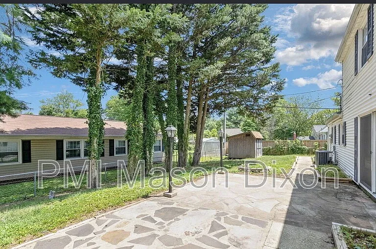 12718 Haskell Ln — Photo 18