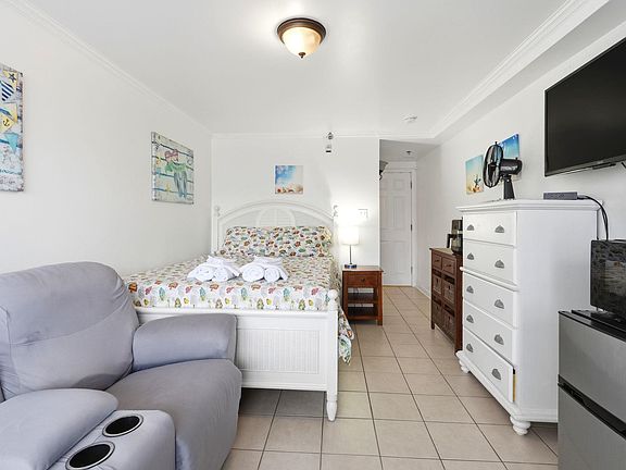 2nd image of 5409 N Ocean Blvd. #106-108