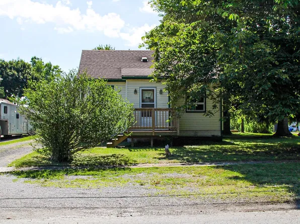 40 Ramey Ave, Pt Colborne, ON L3K 2L3
