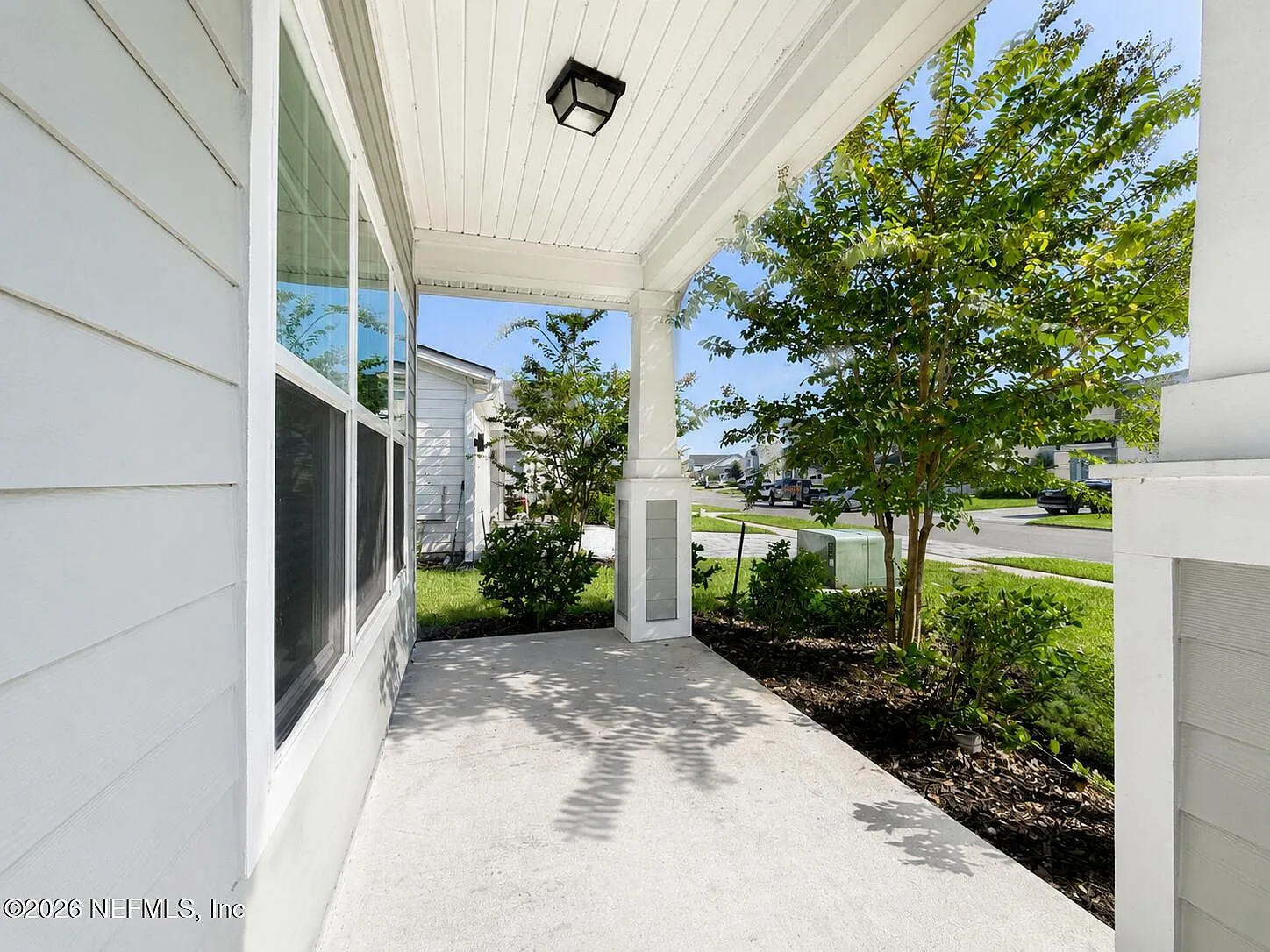 4 bed, 3.0 bath, 2189 sqft, $3,250 — Photo 2