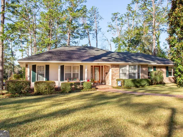 1601 Danora Dr, Waycross, GA 31501