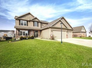 720 Pintail Ln, Washington, IL 61571