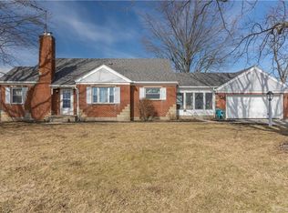 1215 E Snodgrass Rd, Piqua, OH 45356