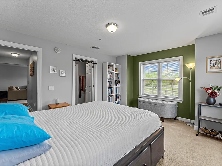 1016 Thoroughgood Way #201 — Photo 22