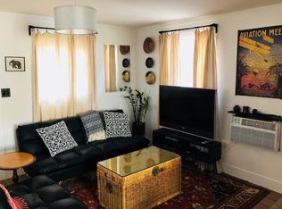 2112 E 11th St, Long Beach, CA 90804