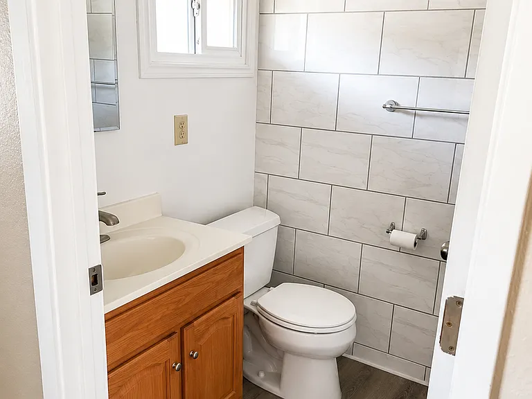 139 Pine St — Photo 6