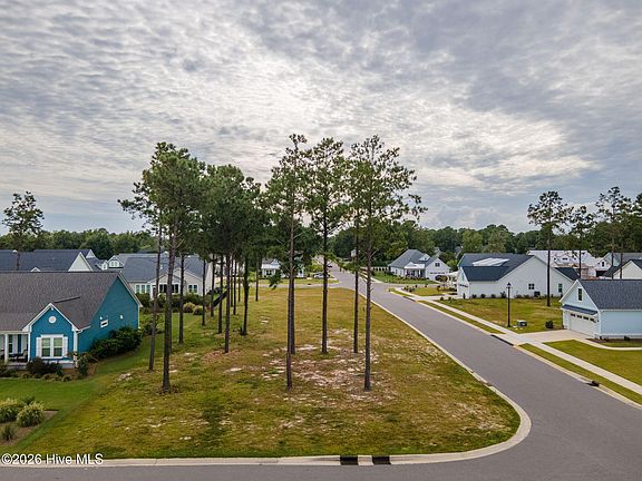 2nd image of 225 L 225 Lot 217