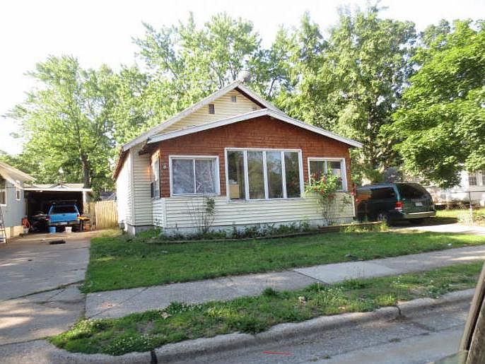 2nd image of 871 Kampenga Ave