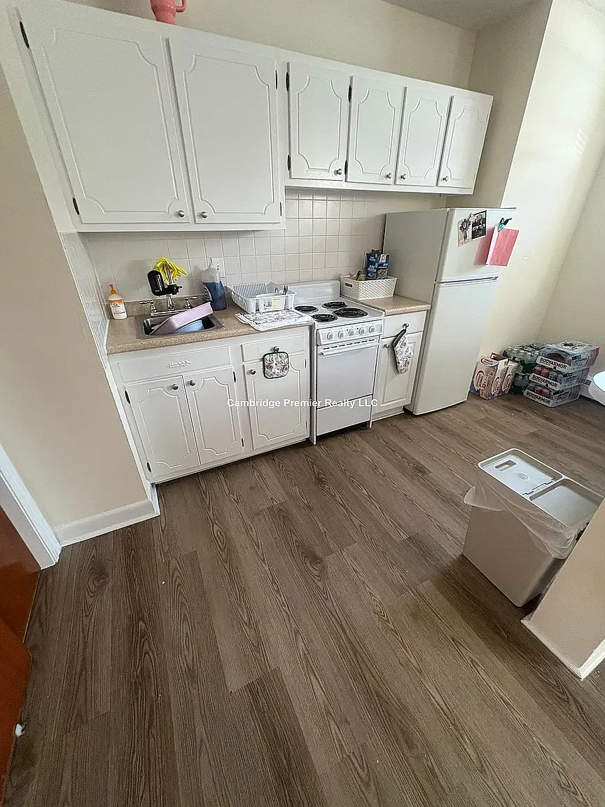 1 bed, 9999 sqft, $2,000 — Photo 2