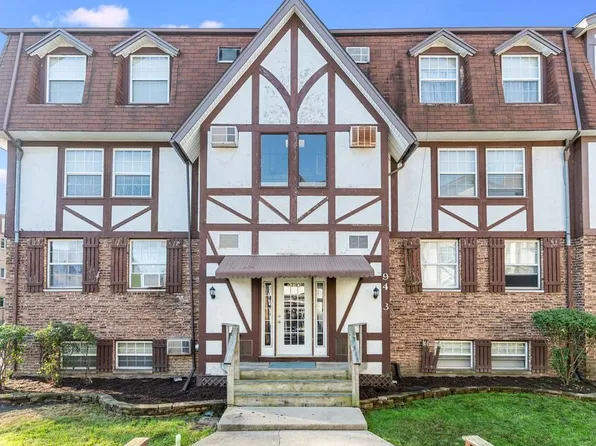 9433 S 86th Court, 9433 S 86th Ct #Gw, Hickory Hills, IL 60457