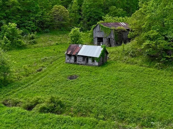 99 Cold Fork Rd, Manchester, KY 40962