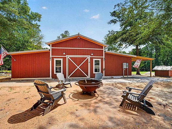 4th image of 1081 Parks Mill Ln