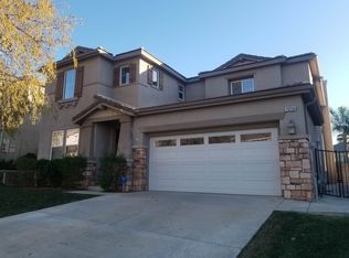 29258 Discovery Ridge Dr, Saugus, CA 91390