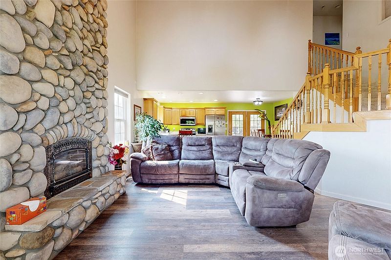 5th image of 52406 Sunquist Road