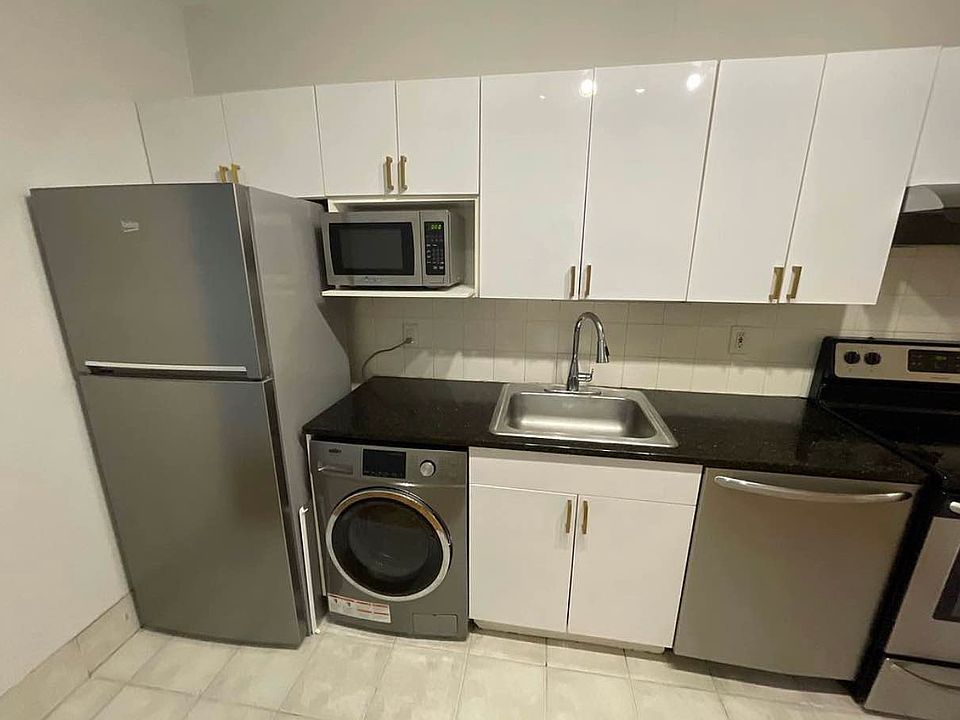 1st image of 1479 York Ave APT 3S