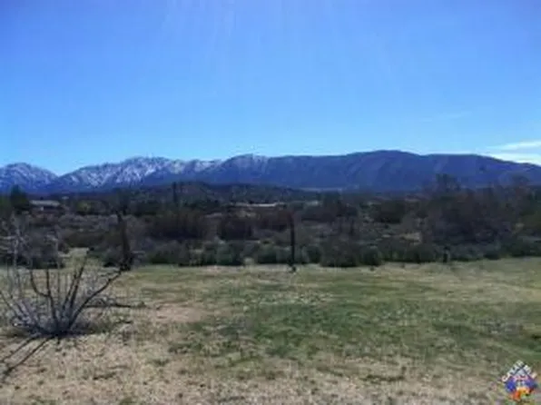 123 E Avenue X8, Pearblossom, CA 93553