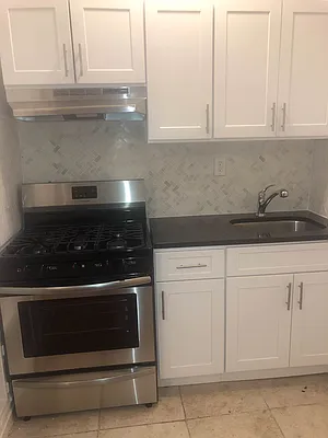 Rented by New York Residence | media 23