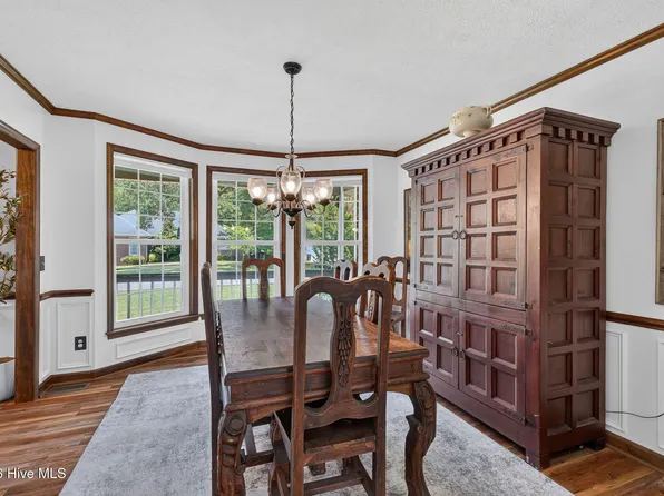 6712 Creek Ridge Road, Wilmington, NC 28411