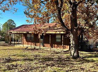 139 Red Ln, Calico Rock, AR 72519