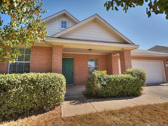 3rd image of 1014 Burgess Dr