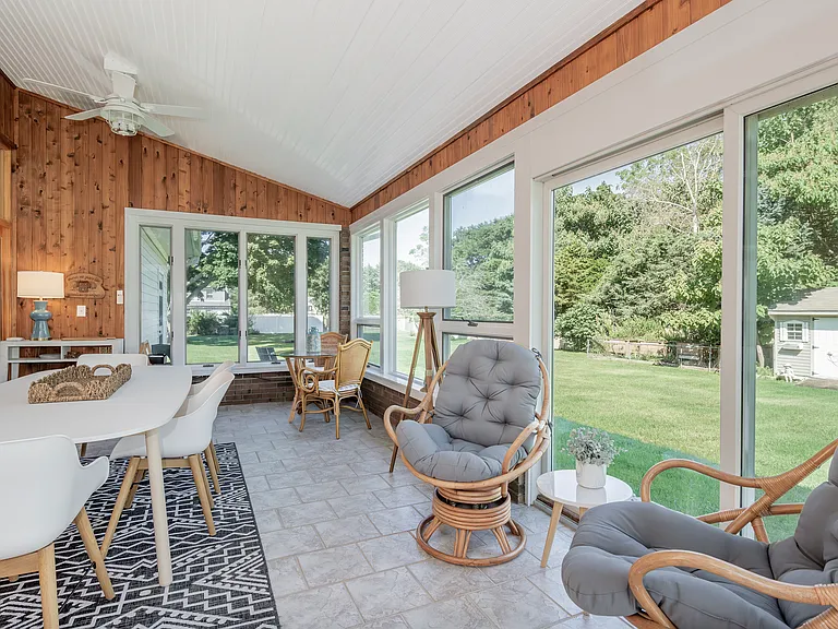 275 Maier Pl — Photo 18