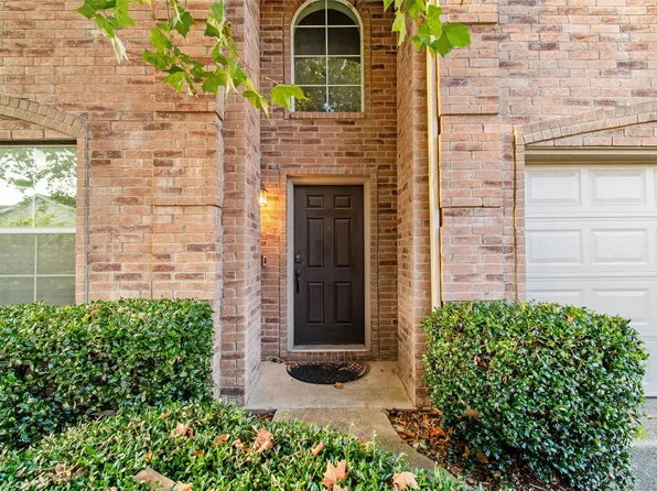 5021 Wild Oats Dr, Fort Worth, TX 76179