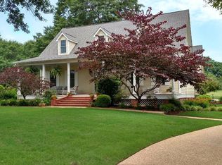 38 Camellia Pl, West Point, MS 39773
