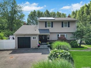 407 Route 111, Smithtown, NY 11787