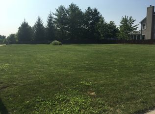 1722 Birmingham Ln, Crystal Lake, IL 60014