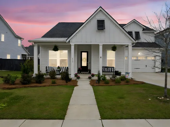113 Medford St, Summerville, SC 29486