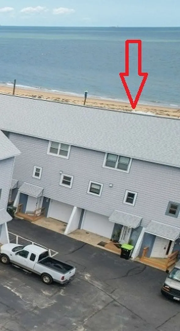 2100 E Ocean View Avenue Unit #20 (Ebb Tide Shores) Norfolk 23518 — Photo 3