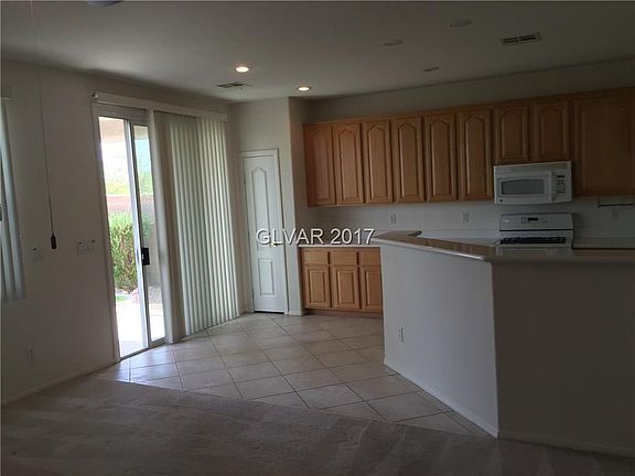 3rd image of 10749 Royal Jasmine Ln