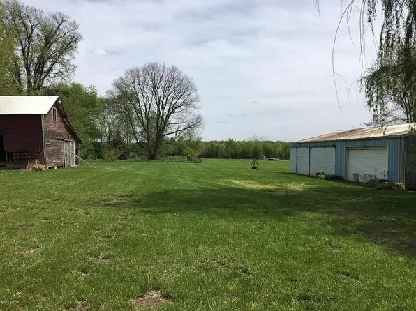 15363 S 27th St, Vicksburg, MI 49097