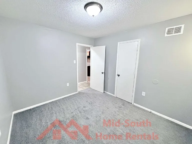 5286 Braden Dr — Photo 12