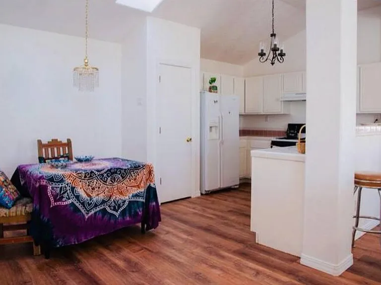8315 Glynview Ct NW — Photo 3